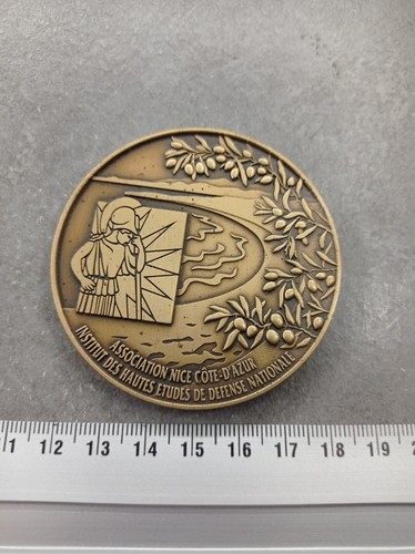 Medaille institut der - medaille, -institut